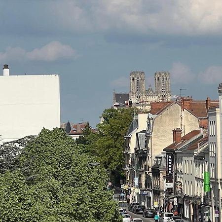 Reims Voyage Apartment Екстериор снимка